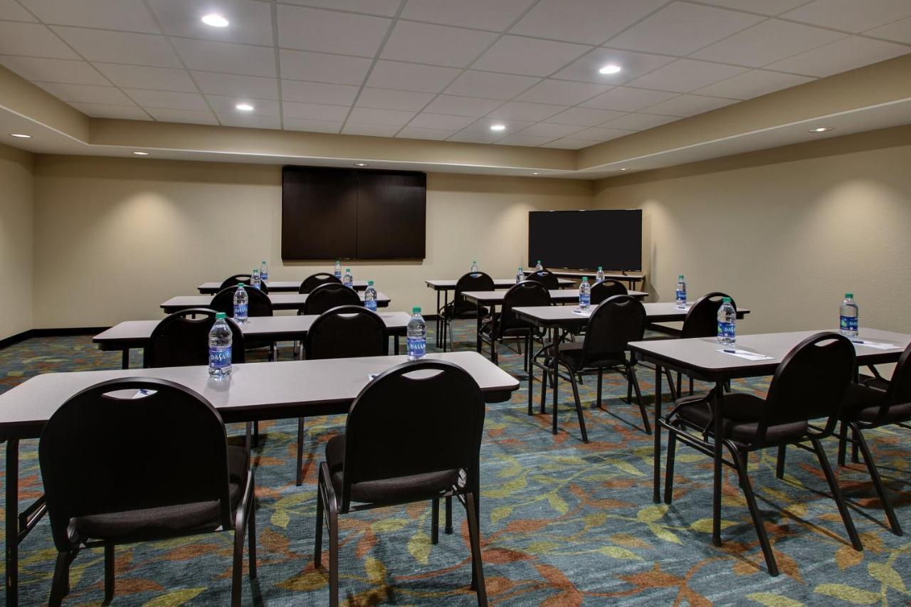 Candlewood Suites - Wichita East By Ihg Ngoại thất bức ảnh
